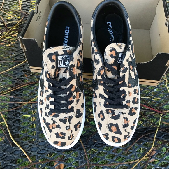 cheetah shoreline converse